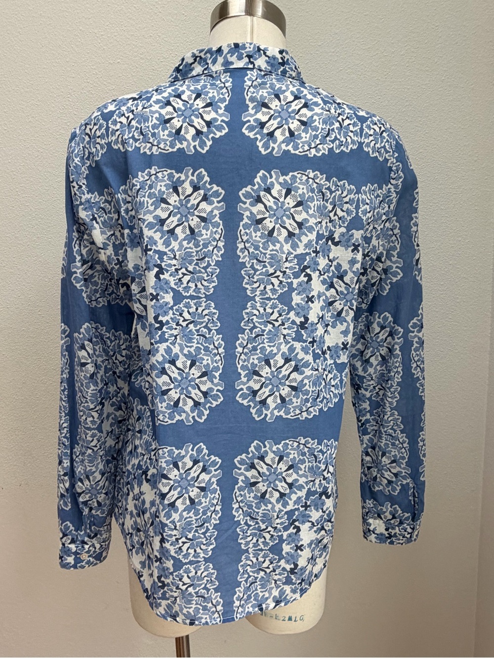 Sezane Floral Pierro Shirt Button Front Printed Cotton Alcazar Blue Size Medium - Picture 6 of 11